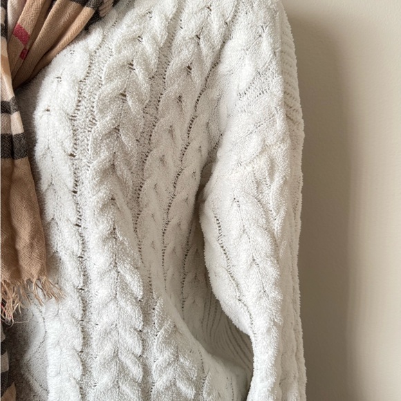 PINK ROSE white sweater size L - Picture 4 of 8